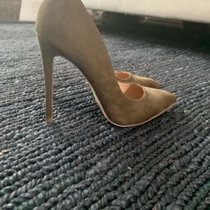 Olive Green Point Toe Pumps